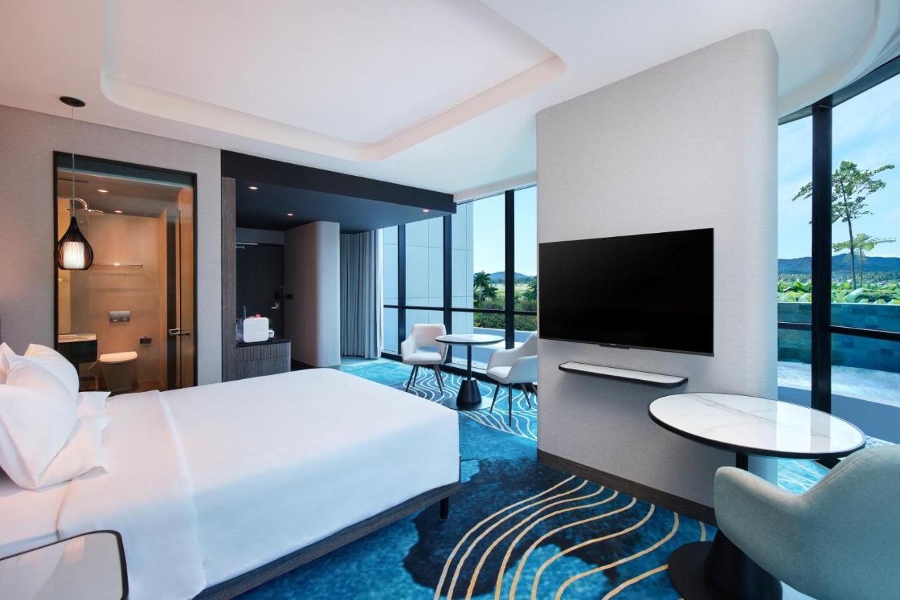 Novotel Yogyakarta International Airport Kulon Progo Temon Экстерьер фото